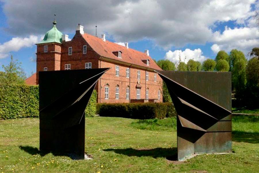 Det sker i juli - skulpturfestival Hollufgaard